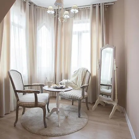 Family The Castle 3*